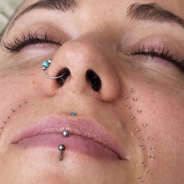 Pinezkowanie twarzy kurs